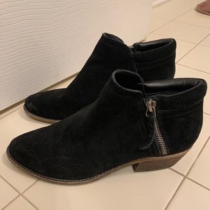 Steve Madden Black Suede Booties